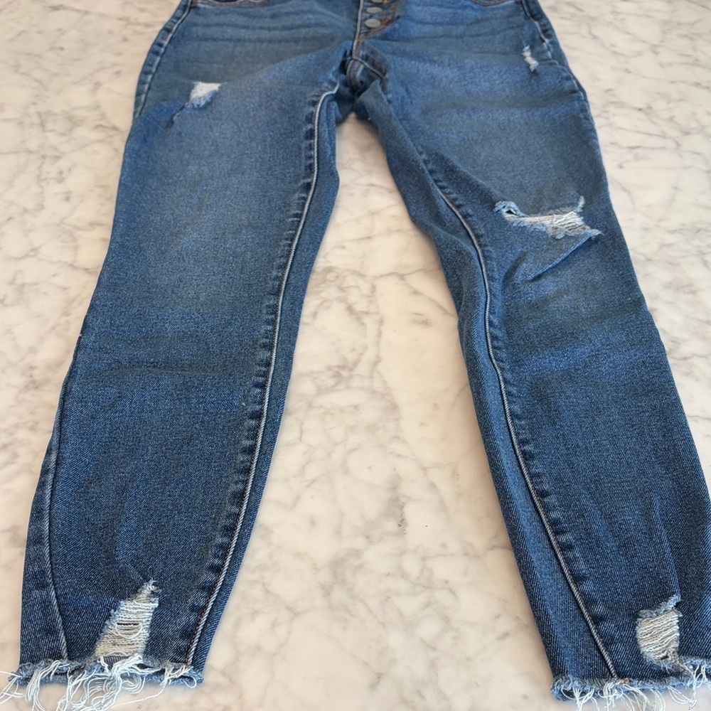 Maurices Women's Dark Blue Distressed Skinny Jeans Size 2 - Picture 5 of 5